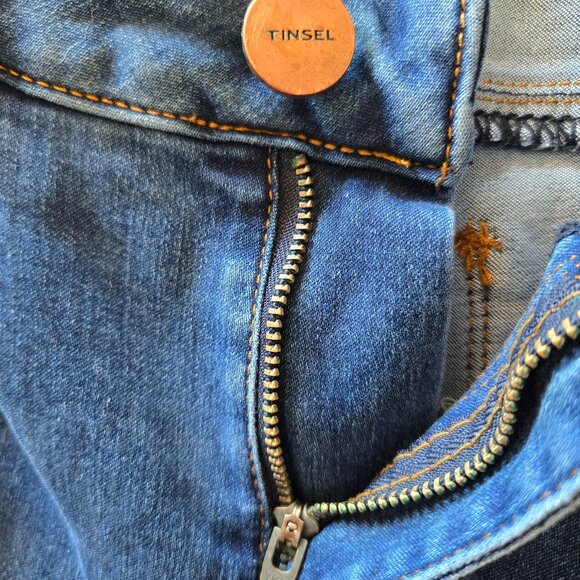 Tinsel Denim flare jeans - Picture 5 of 8